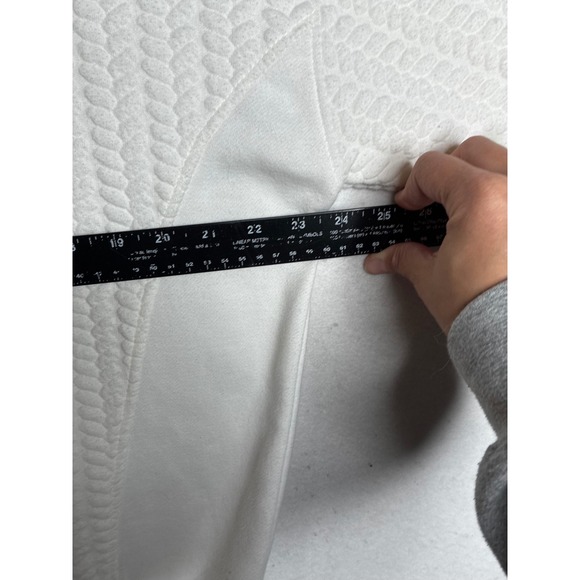 Pressbox Washington Huskies Roxbury Quilted Sweatshirt White Womens S 65H19TF1 - Picture 13 of 14